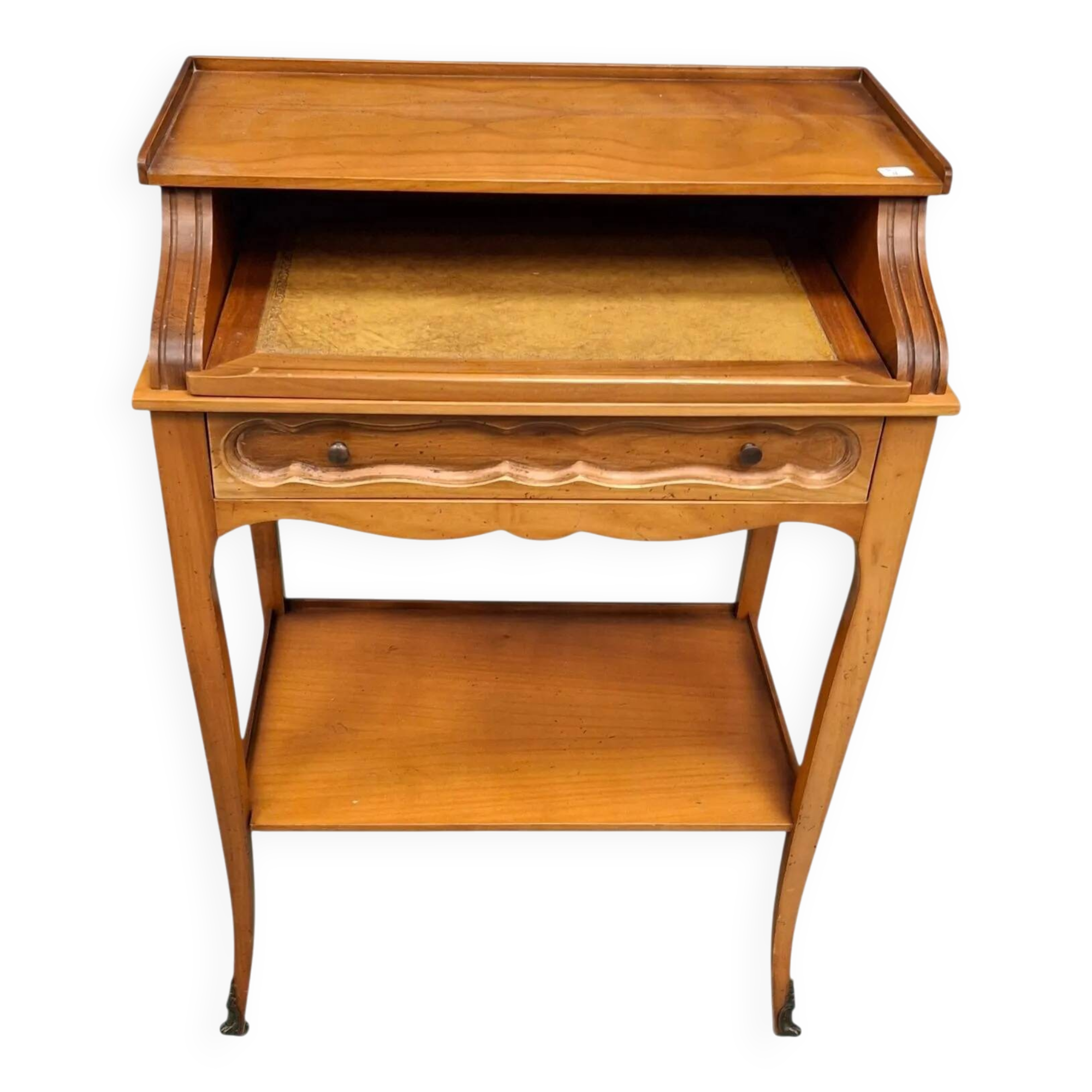 Small Louis XV style coffee table – varnished wood & regulated feet