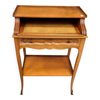 Small Louis XV style coffee table – varnished wood & regulated feet