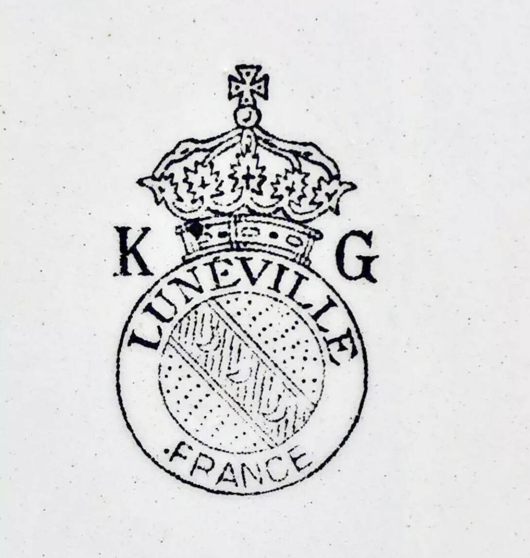 OLD ROUND HOLLOW DISH 26.5 CM SALAD BOWL LUNEVILLE REVERBERE