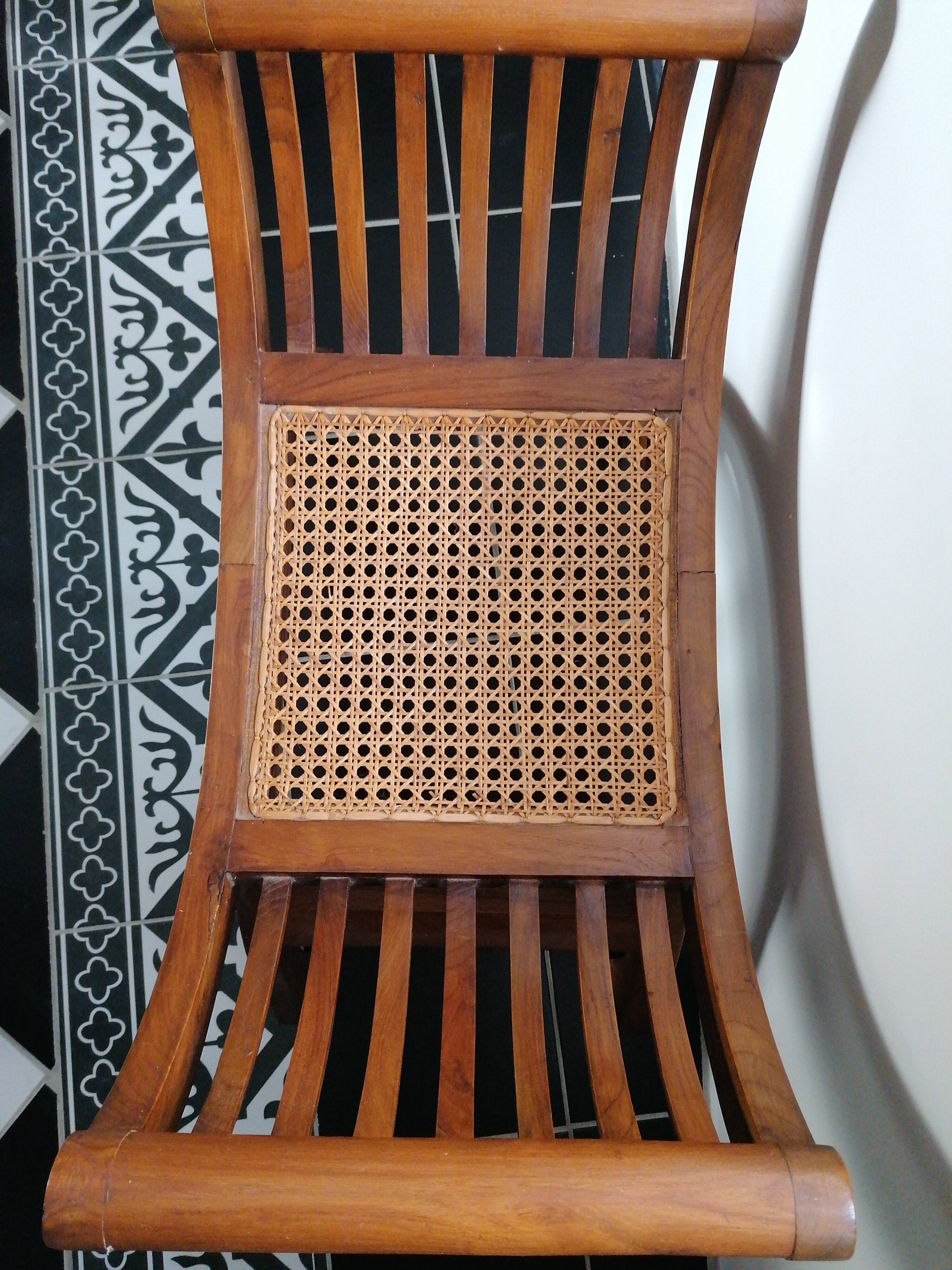 Former dagobert, curule seat