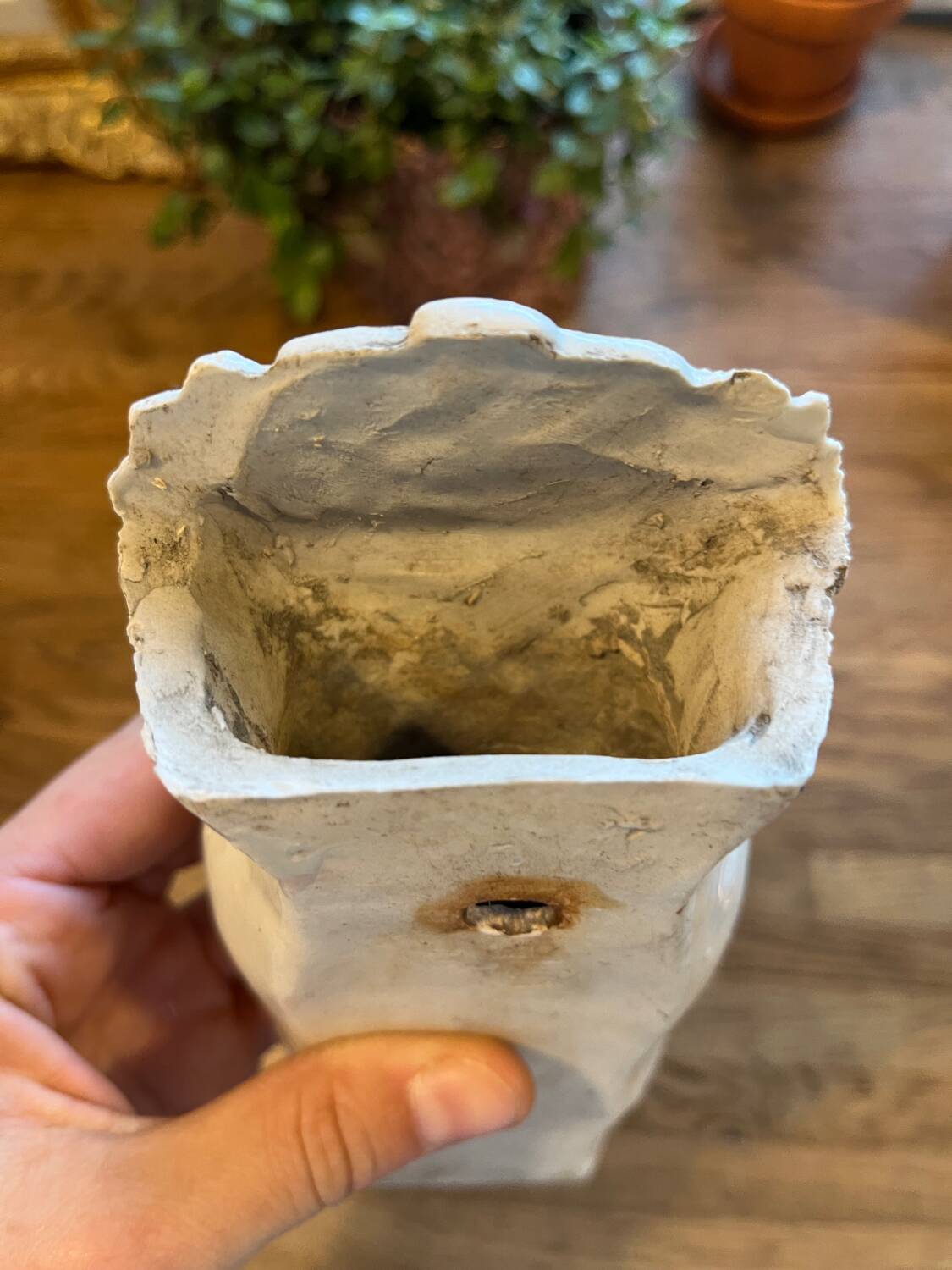 Ceramic bouquet holder