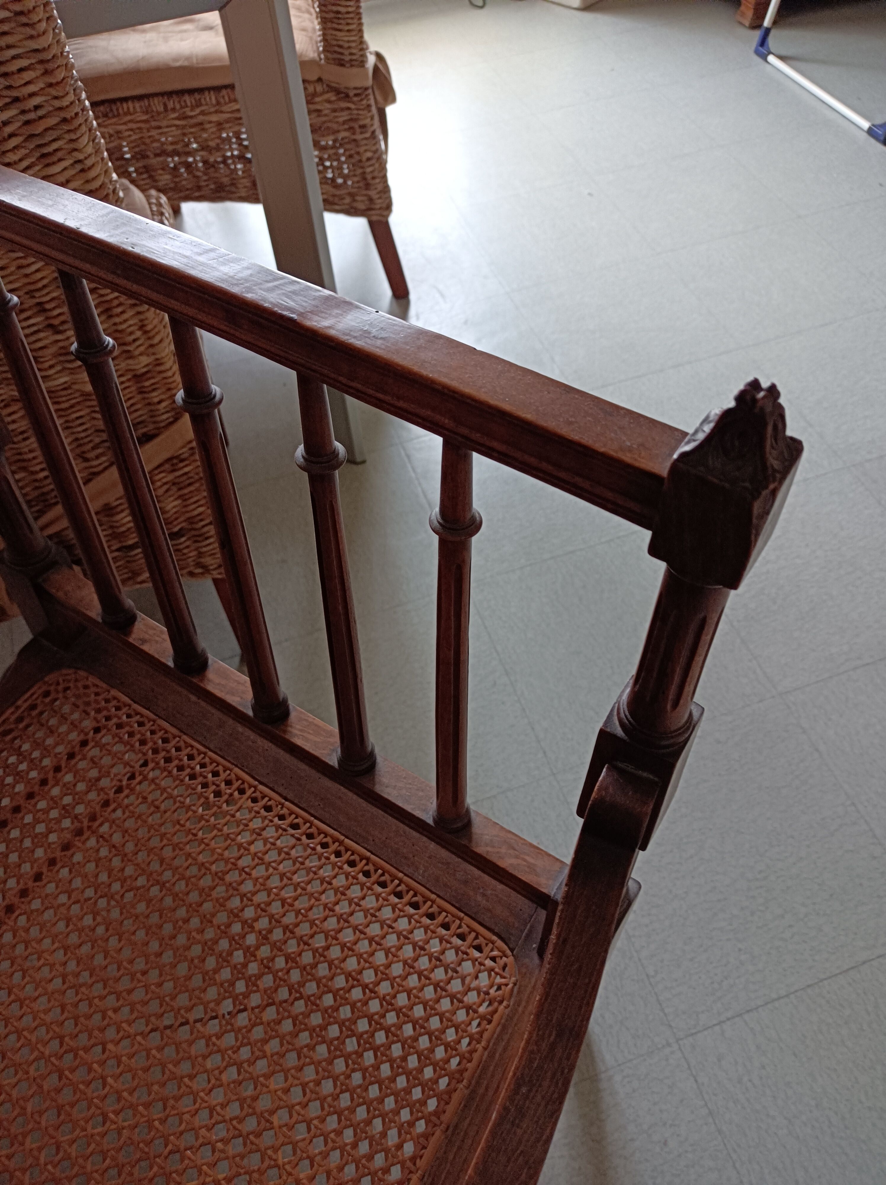 Cannage background armchair