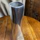 Vase en aluminium torsadé