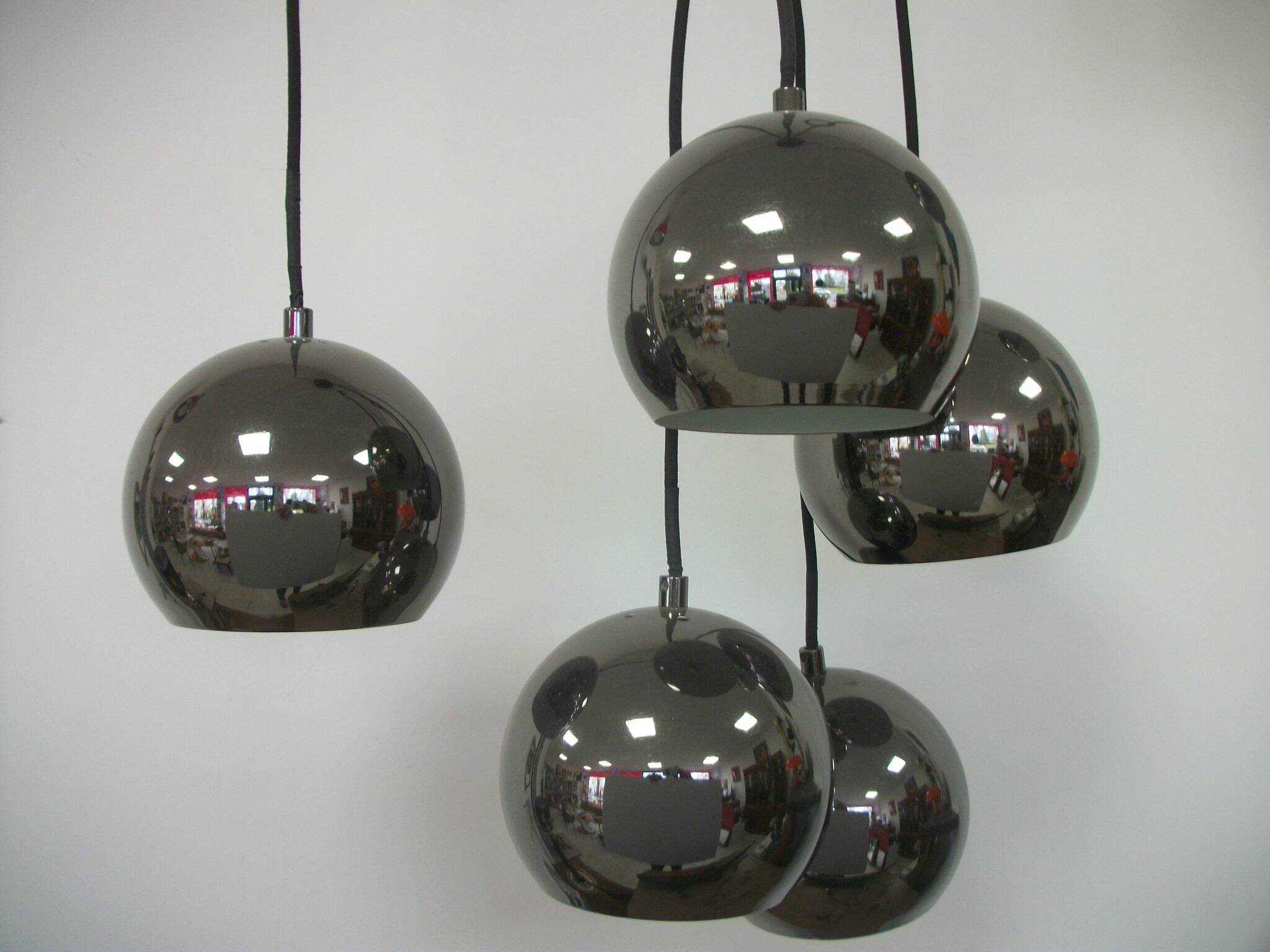 Space age 6 ball light fixture