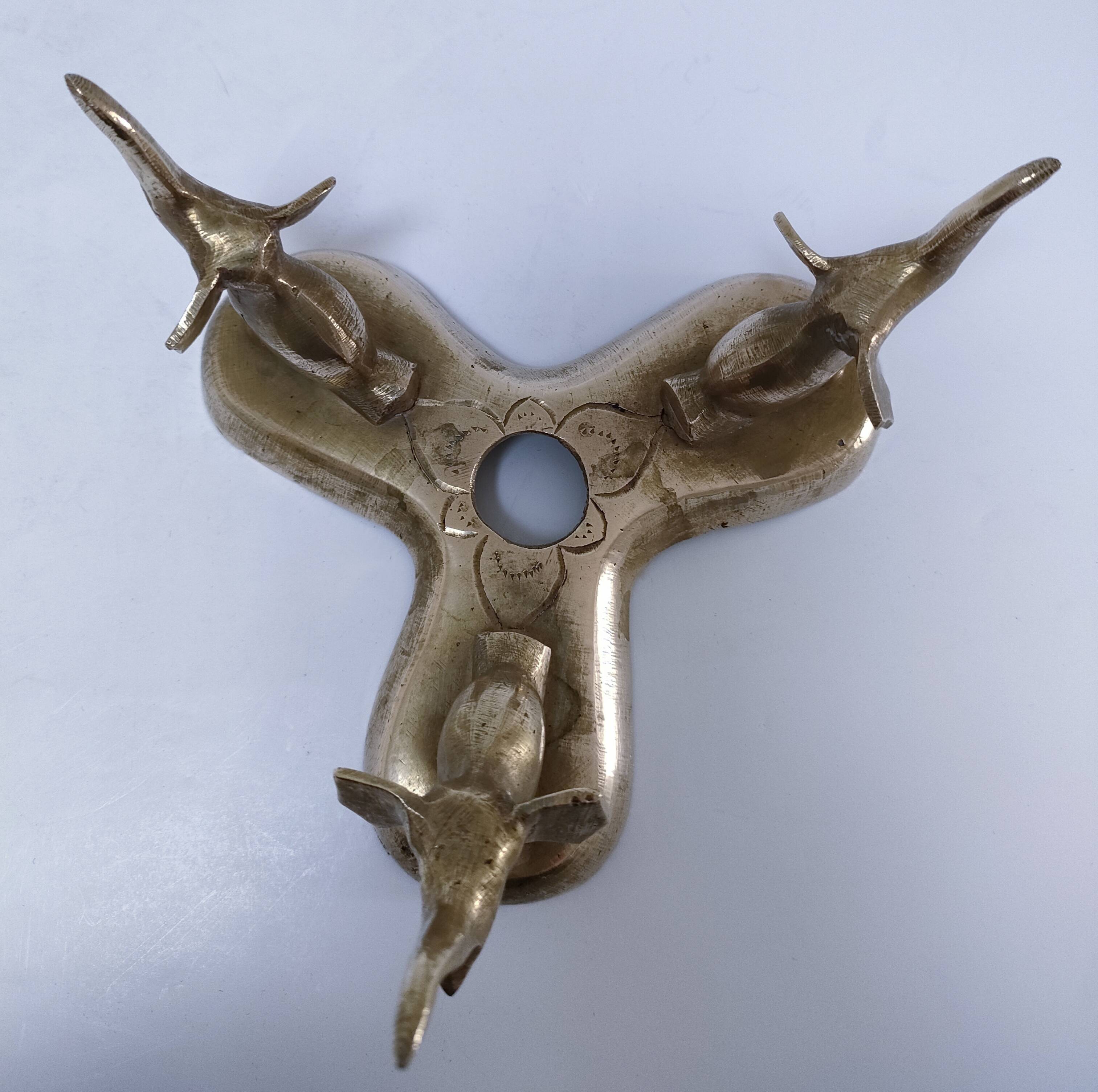 Solid brass elephant pocket emptier from the 80s