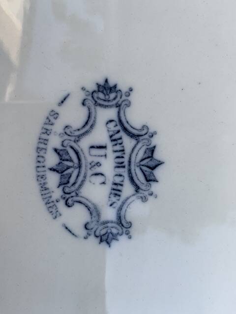 Large earthenware serving dish, cartridge model, sarreguemines, U & C, made in France, earthenware