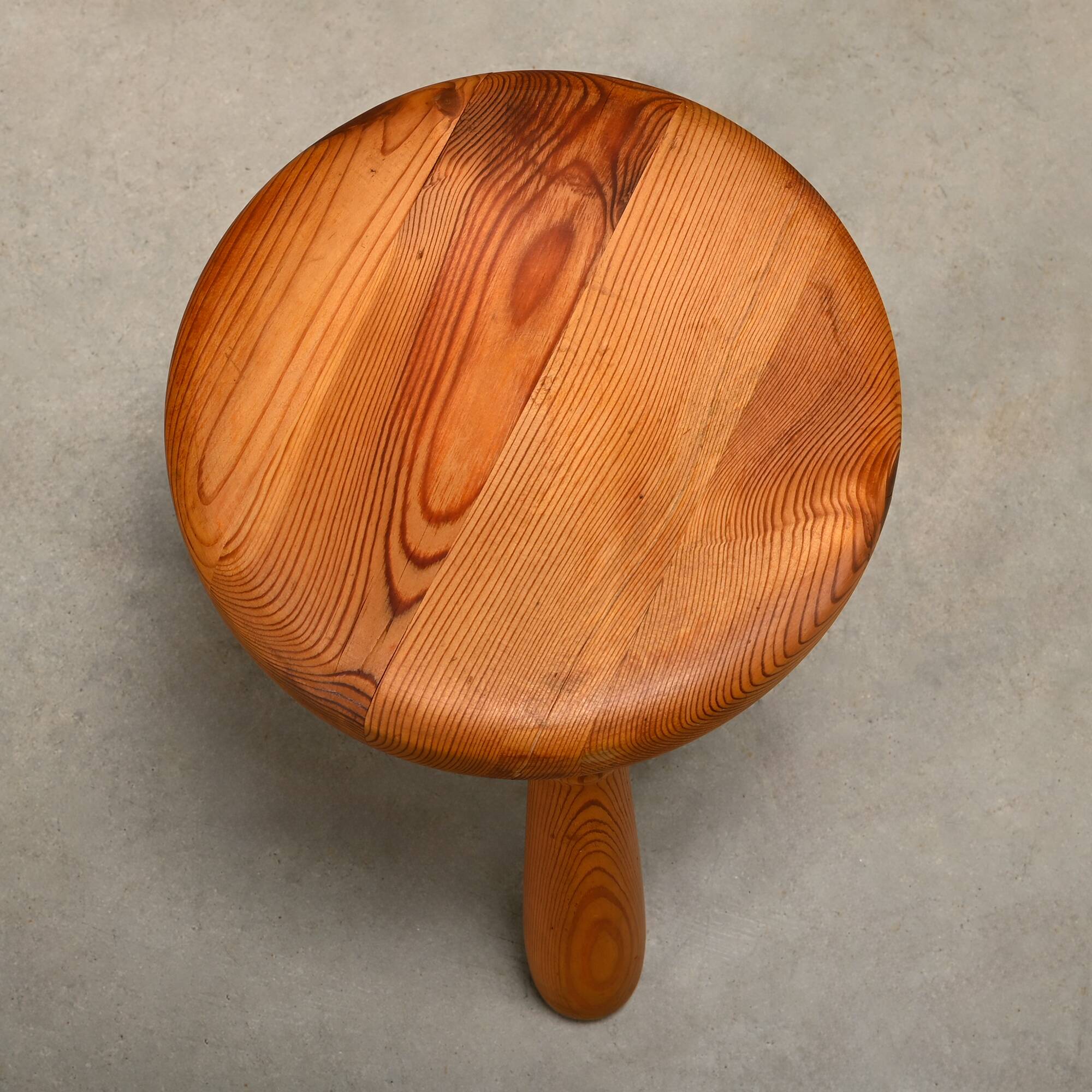 Scandinavian wooden tripod Stool solid pine in style of Ingvar Hildingsson