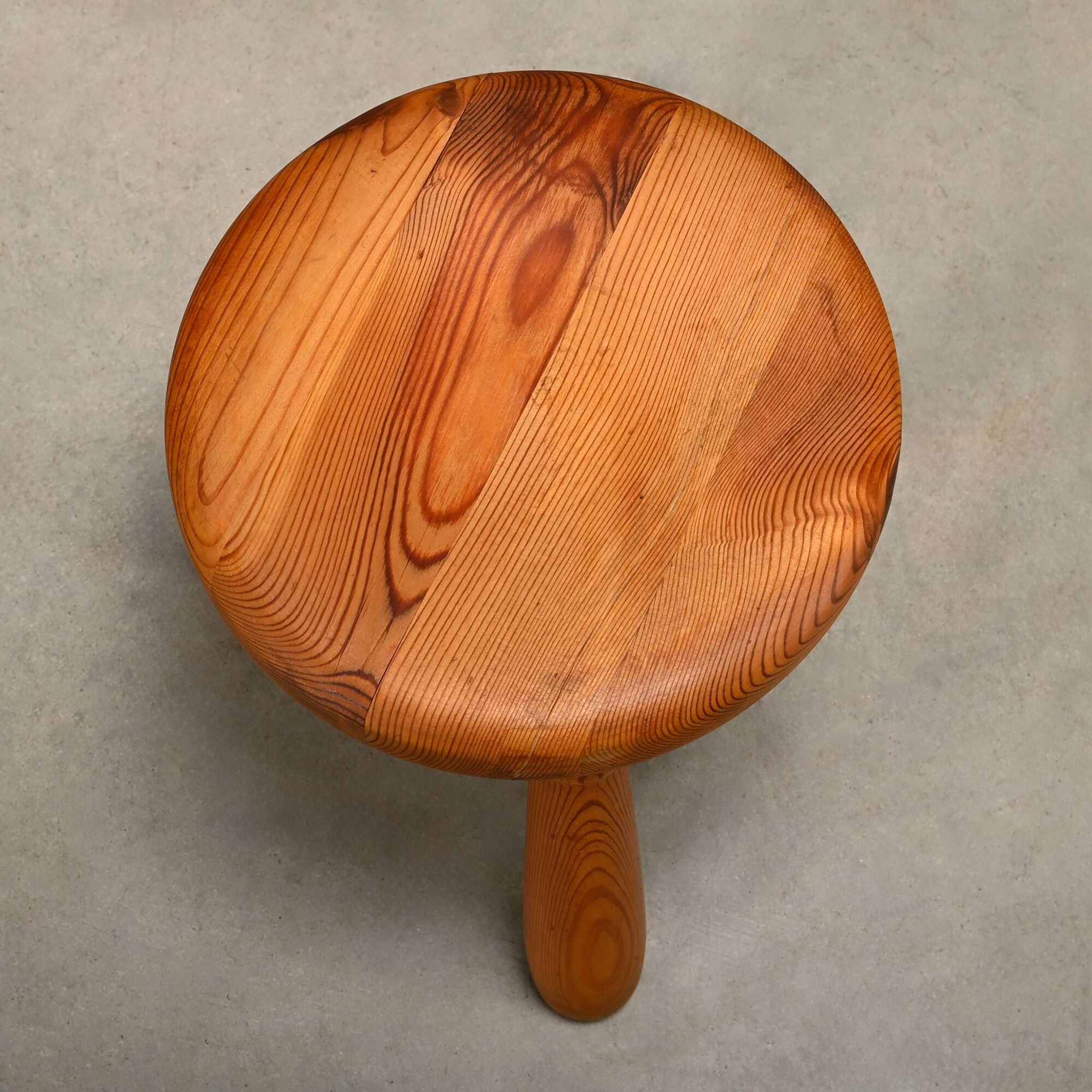 Scandinavian wooden tripod Stool solid pine in style of Ingvar Hildingsson