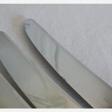 12 silver metal knives