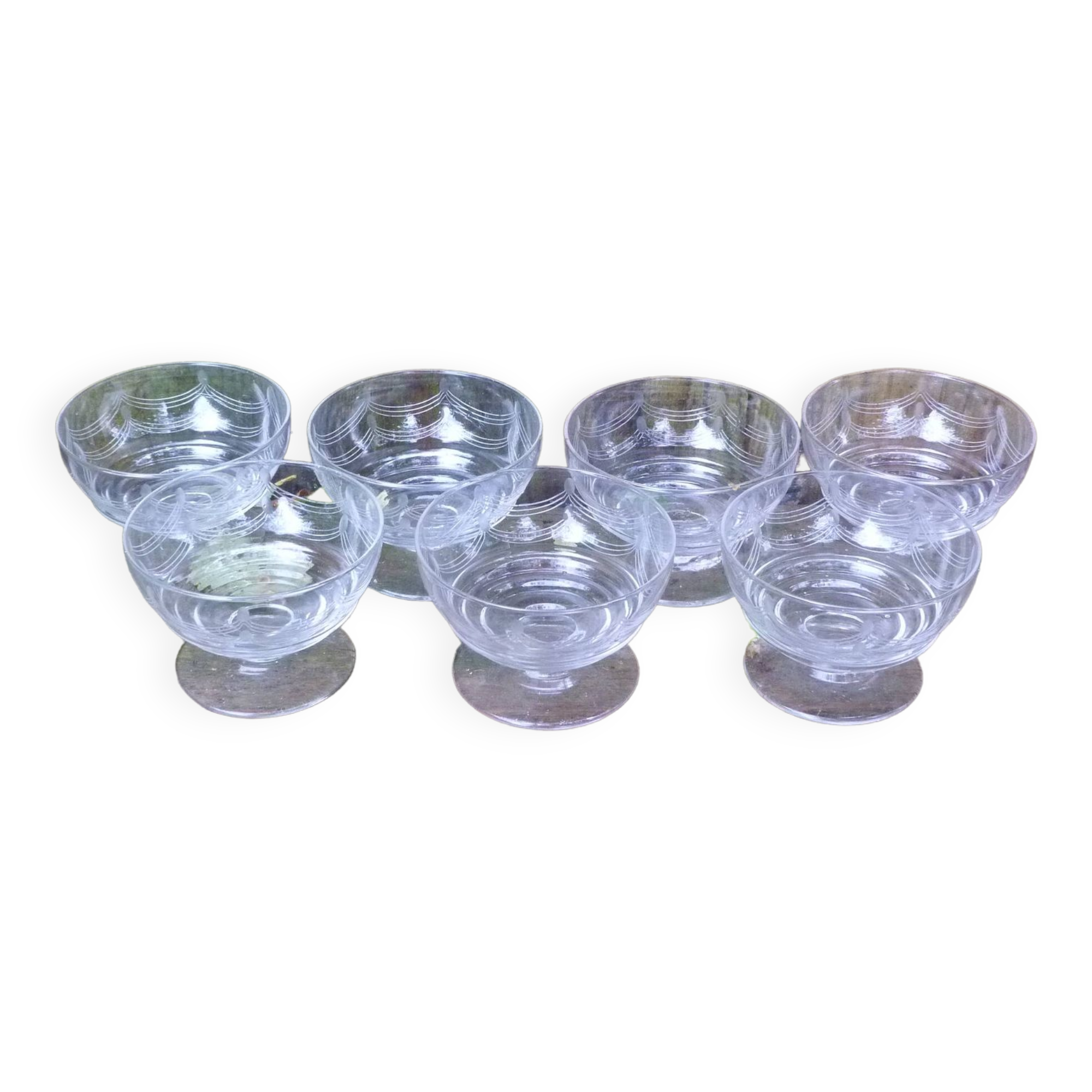 Set of 7 engraved crystal stemmed dessert cups