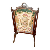 Antique fireplace screen in embroidered canvas, late 18th - early 19th century.