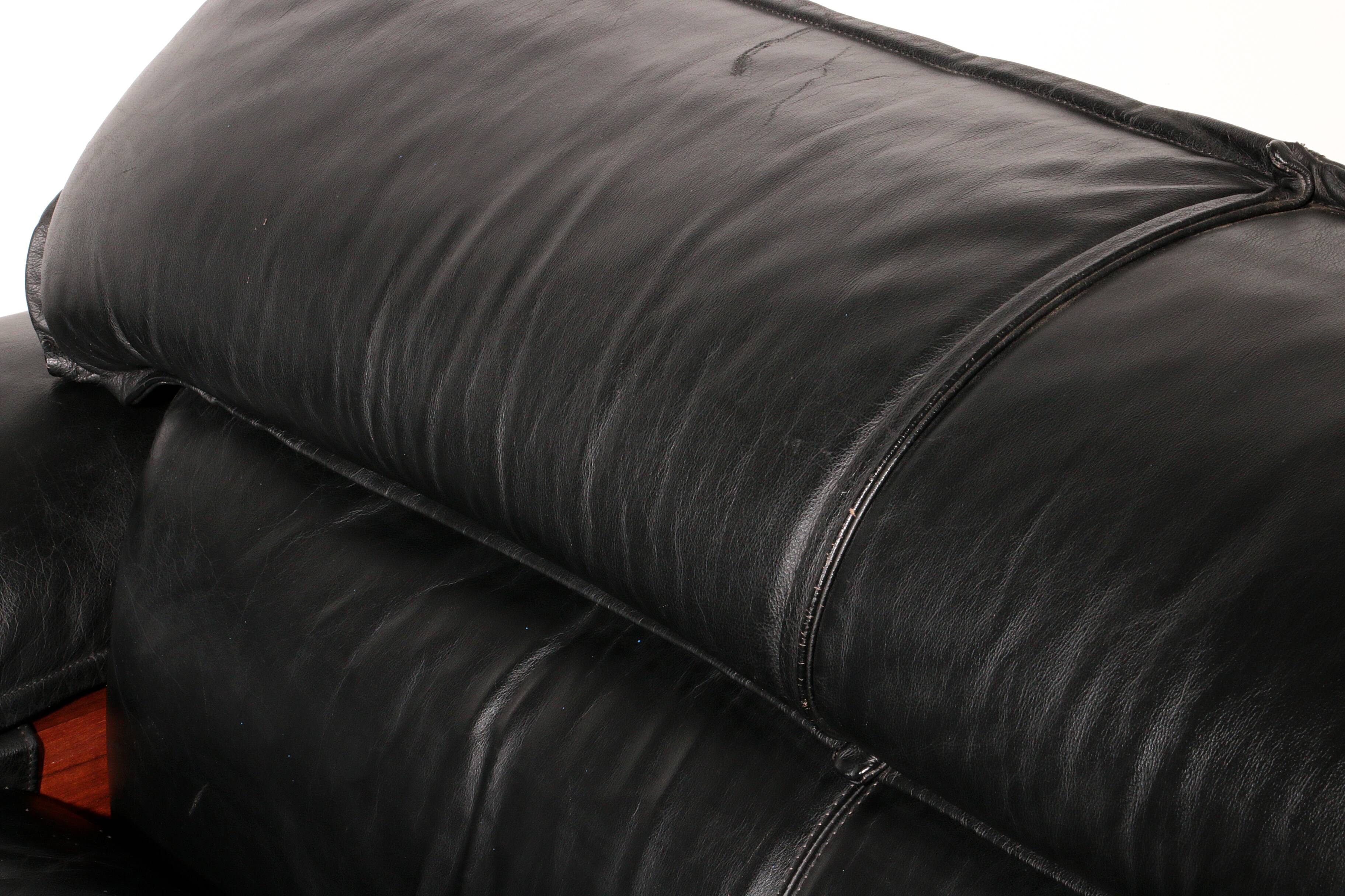 Luciano Frigerio 'Model Norman' Two-Seater Piano Bench set of 2