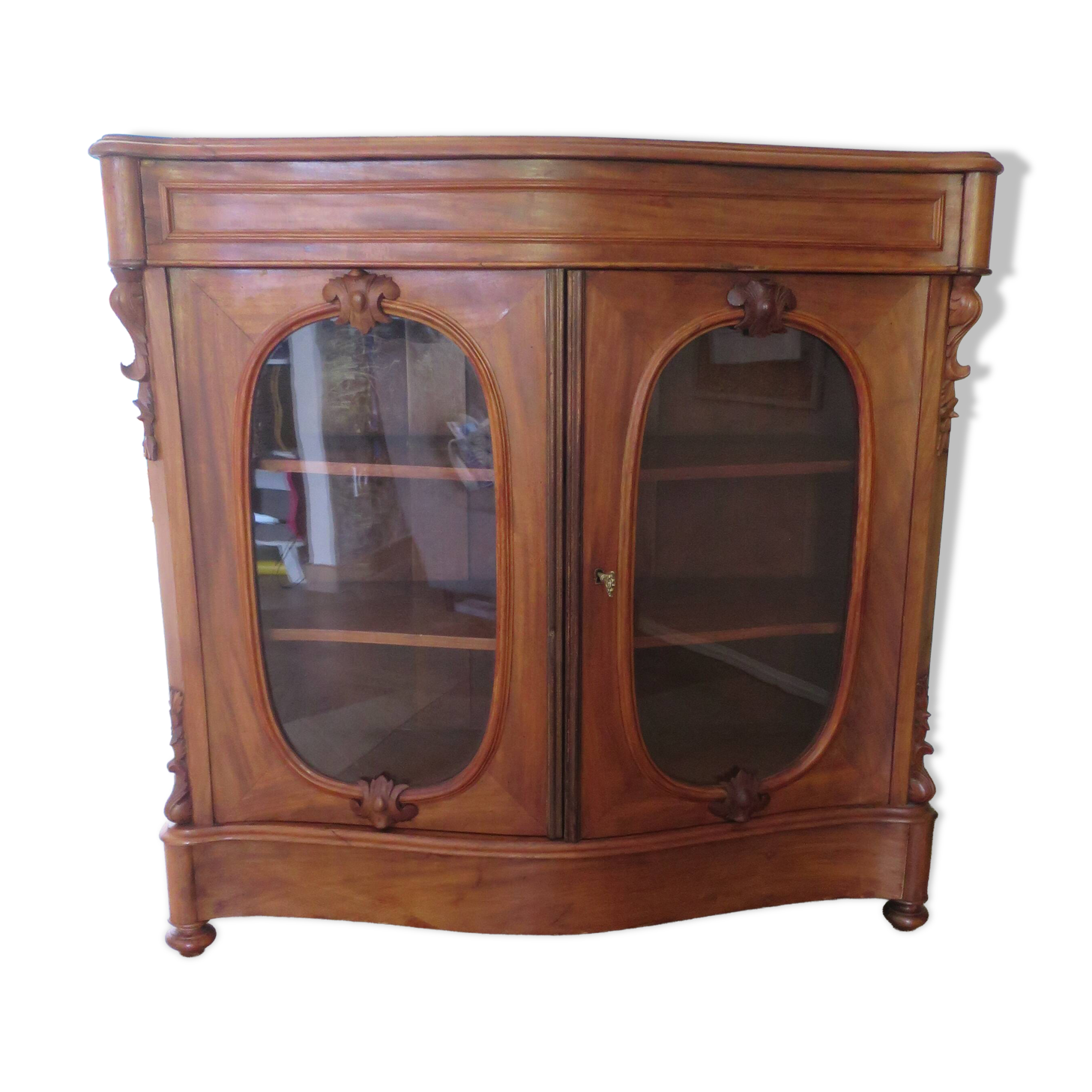 Bibliothèque-Vitrine-galbée-bois sculpté-2 portes-acajou-style anglais
