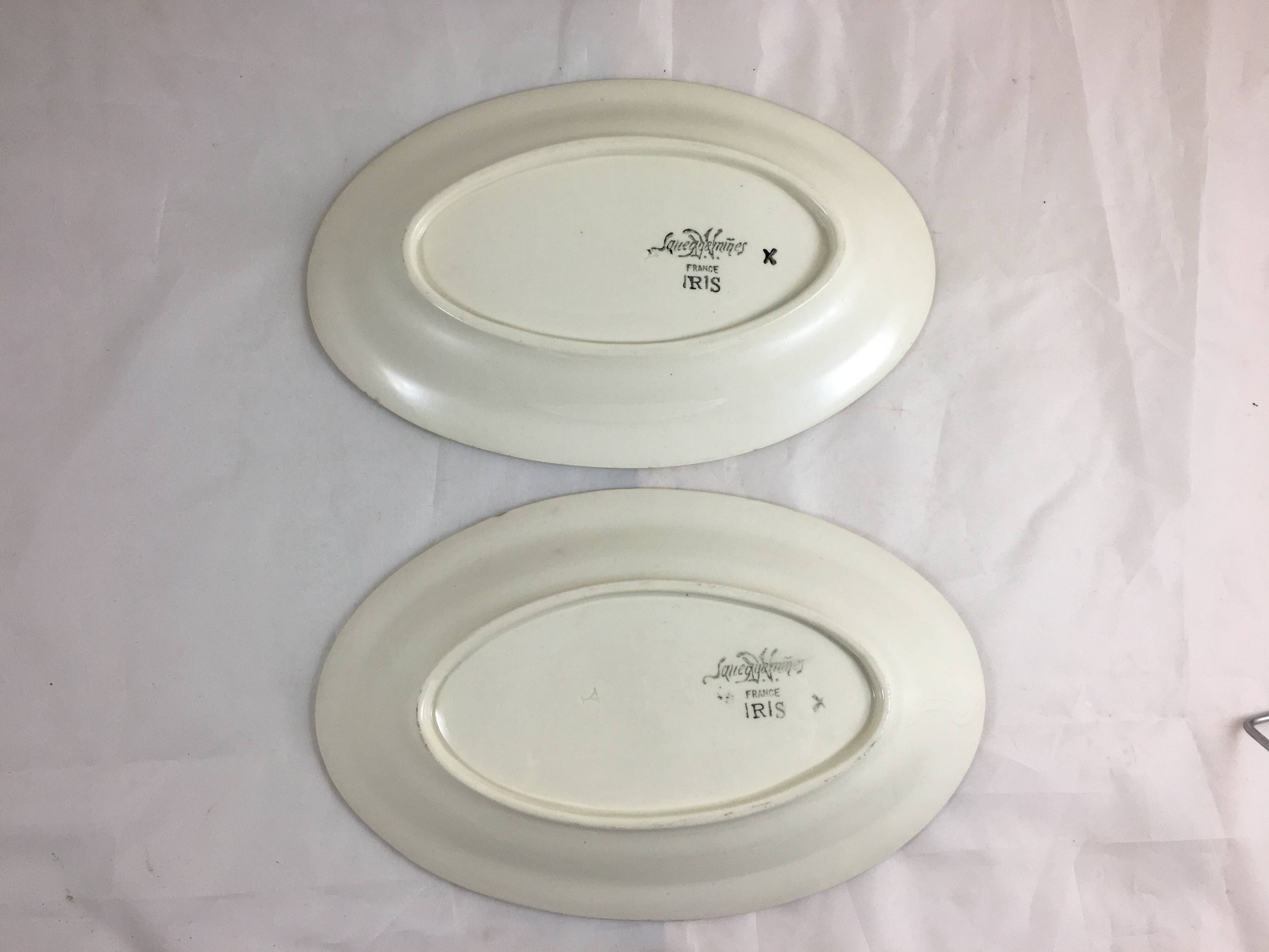 Ramekin x 2 Oval dish Old Model Iris Fleurs French manufacture signed Sarreguemines