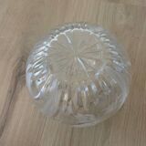 Chiseled crystal ball vase with flower decoration