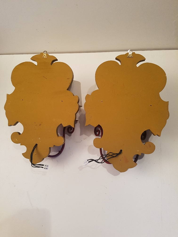 Paire d'appliques montagne vintage bois peint