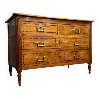 Louis XVI period Grenobloise chest of drawers in marquetry around 1760