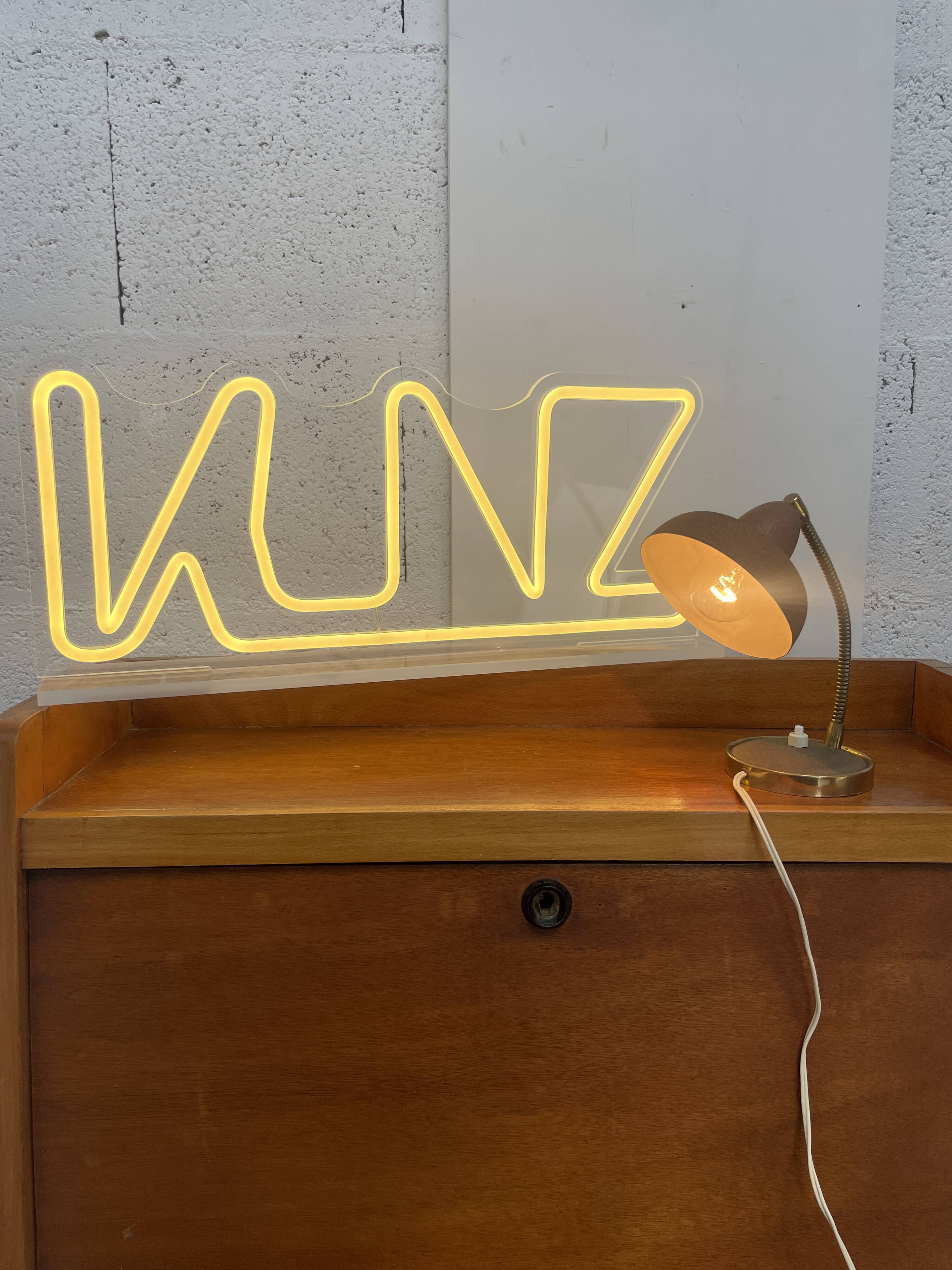 Mushroom lamp with a swan neck, hammered brass, gold — 1960s