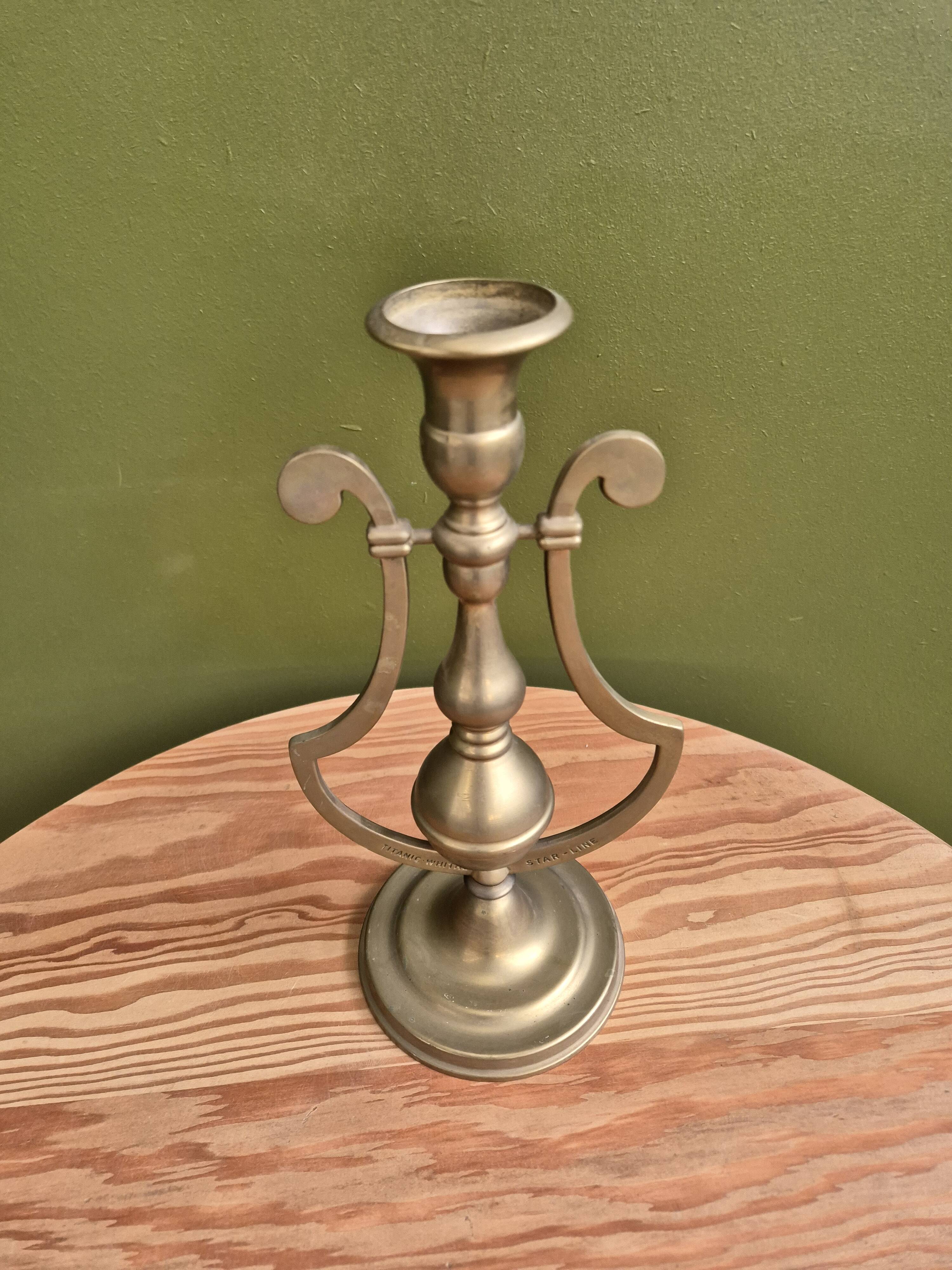 Titanic Star-Line swing candle holder