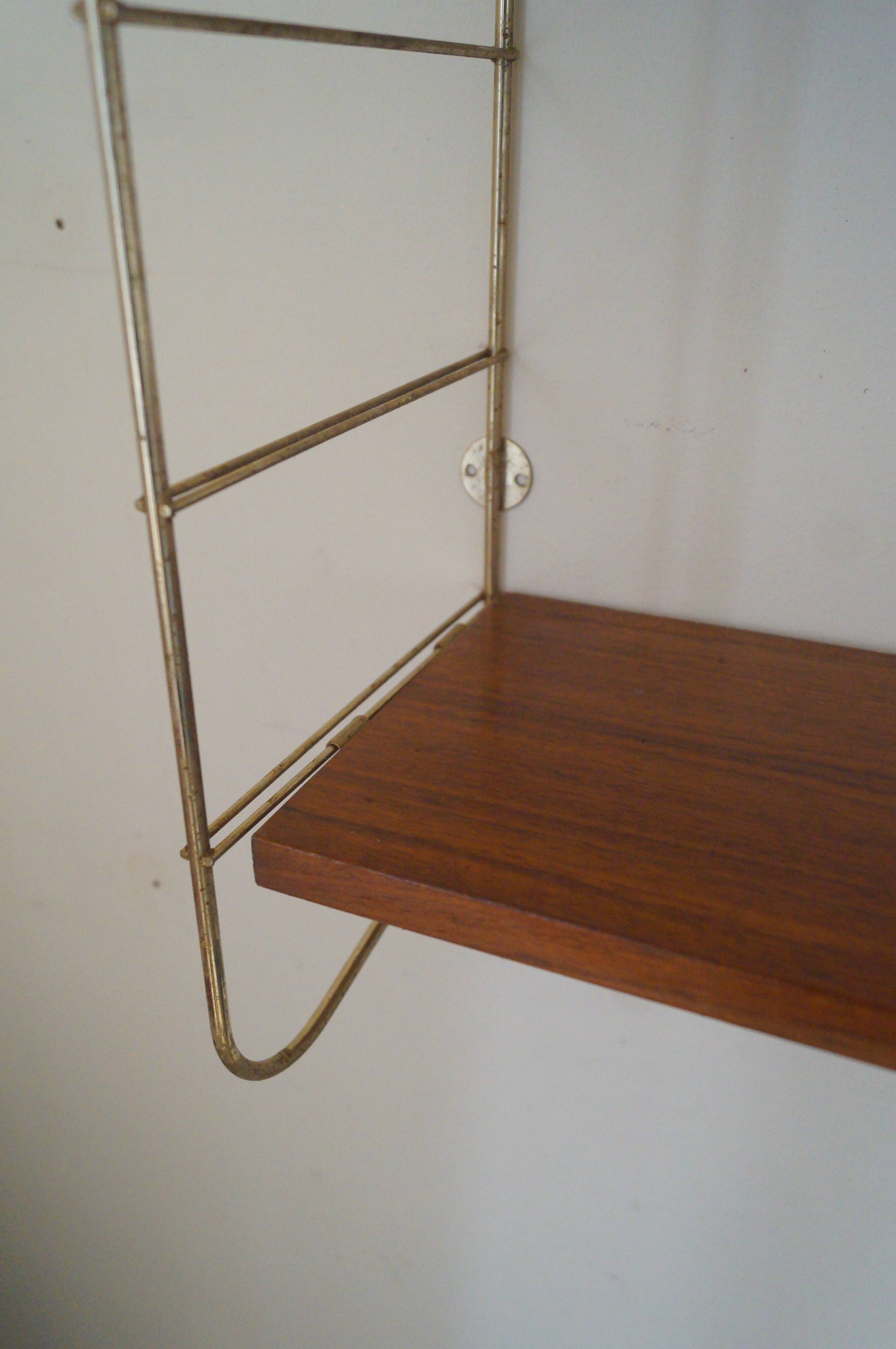 Wall shelf string 1960
