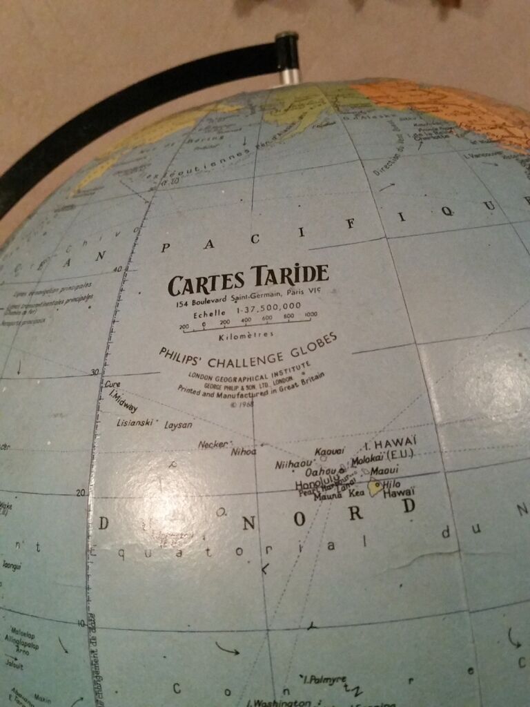 Terrestrial globe
