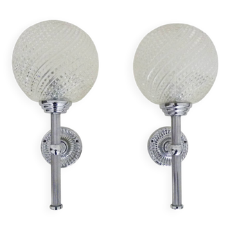 Paire d'appliques murales Karl Lenz vintage. Métal chromé et verre