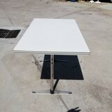 Set table and kitchen chairs in formica and skai