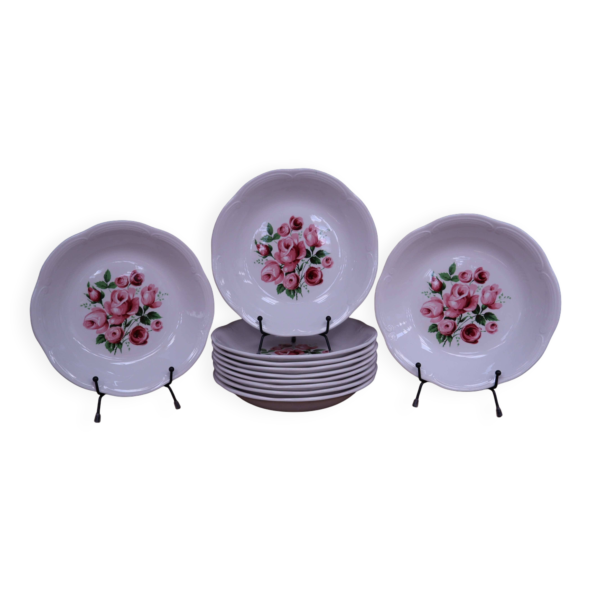 11 Moulin des Loups rose bouquet soup plates