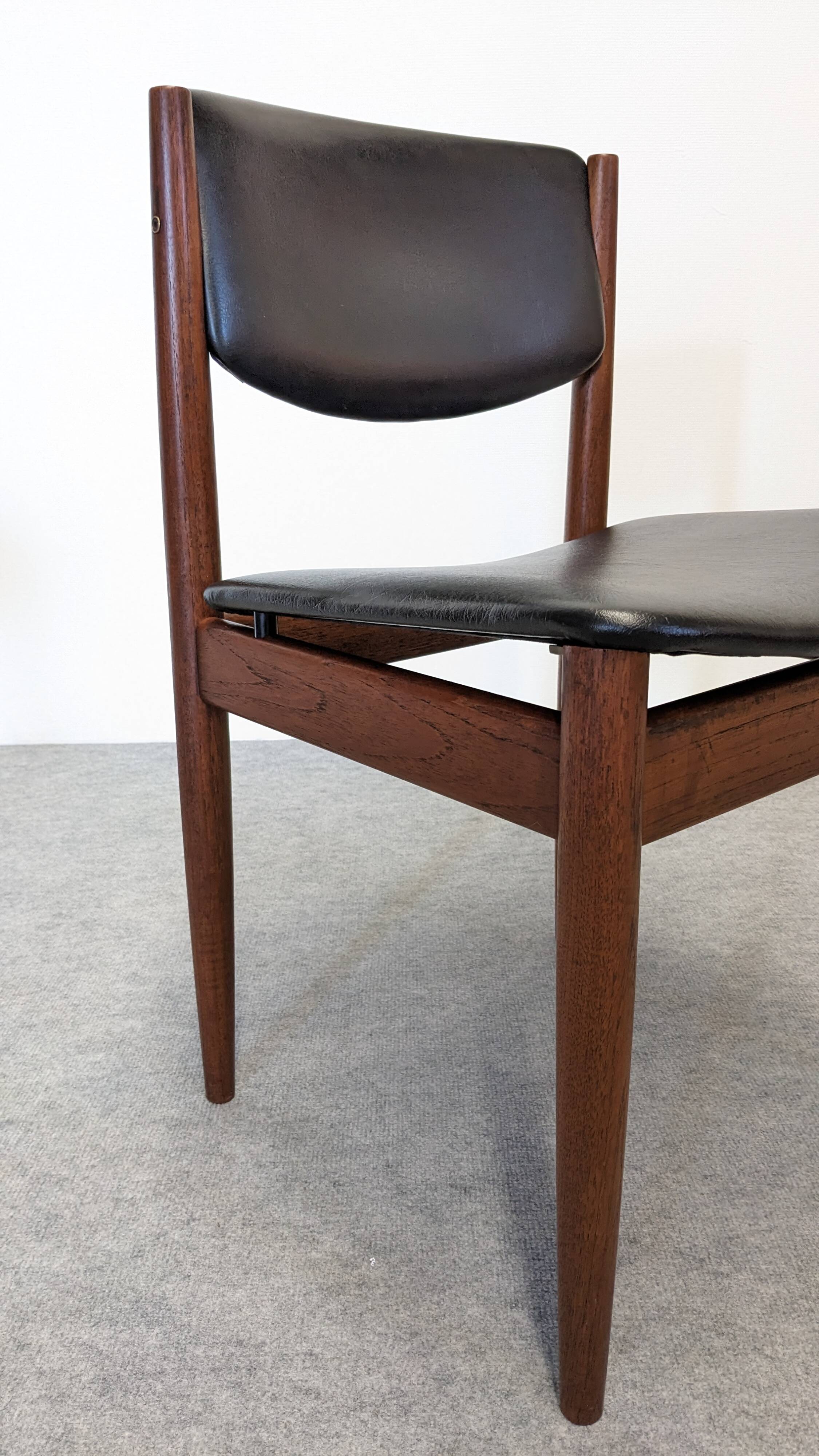 Set of 4 teak chairs by Finn Juhl for France&Son, Denmark circa 1960