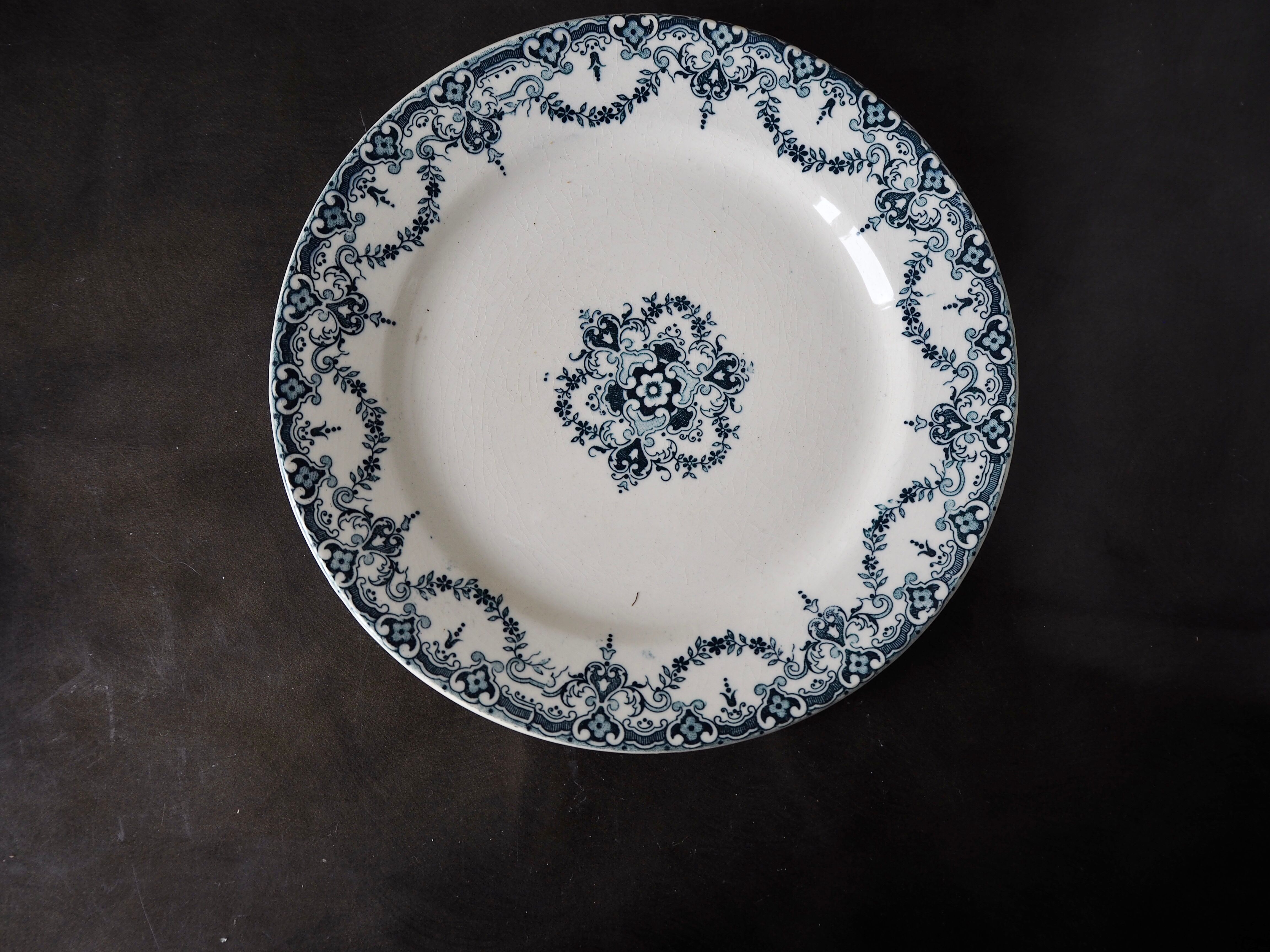 Set of 6 dessert plates Terre de Fer E. Bourgeois