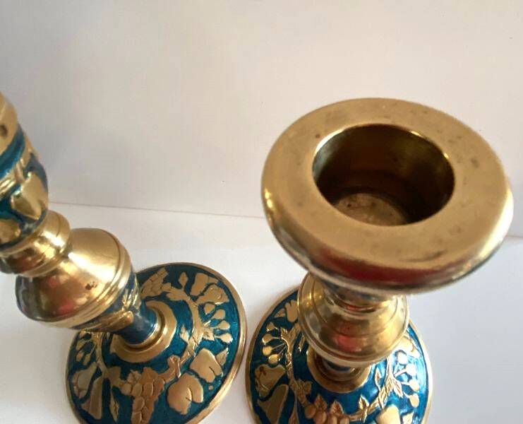 Atypical duo of candlesticks, candle holders, copperware from cerdon