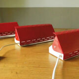Wall lamp with red swivel shutter