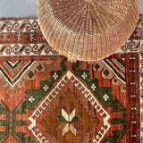 Vintage pure wool handcrafted oriental rug - 143cm x 208cm