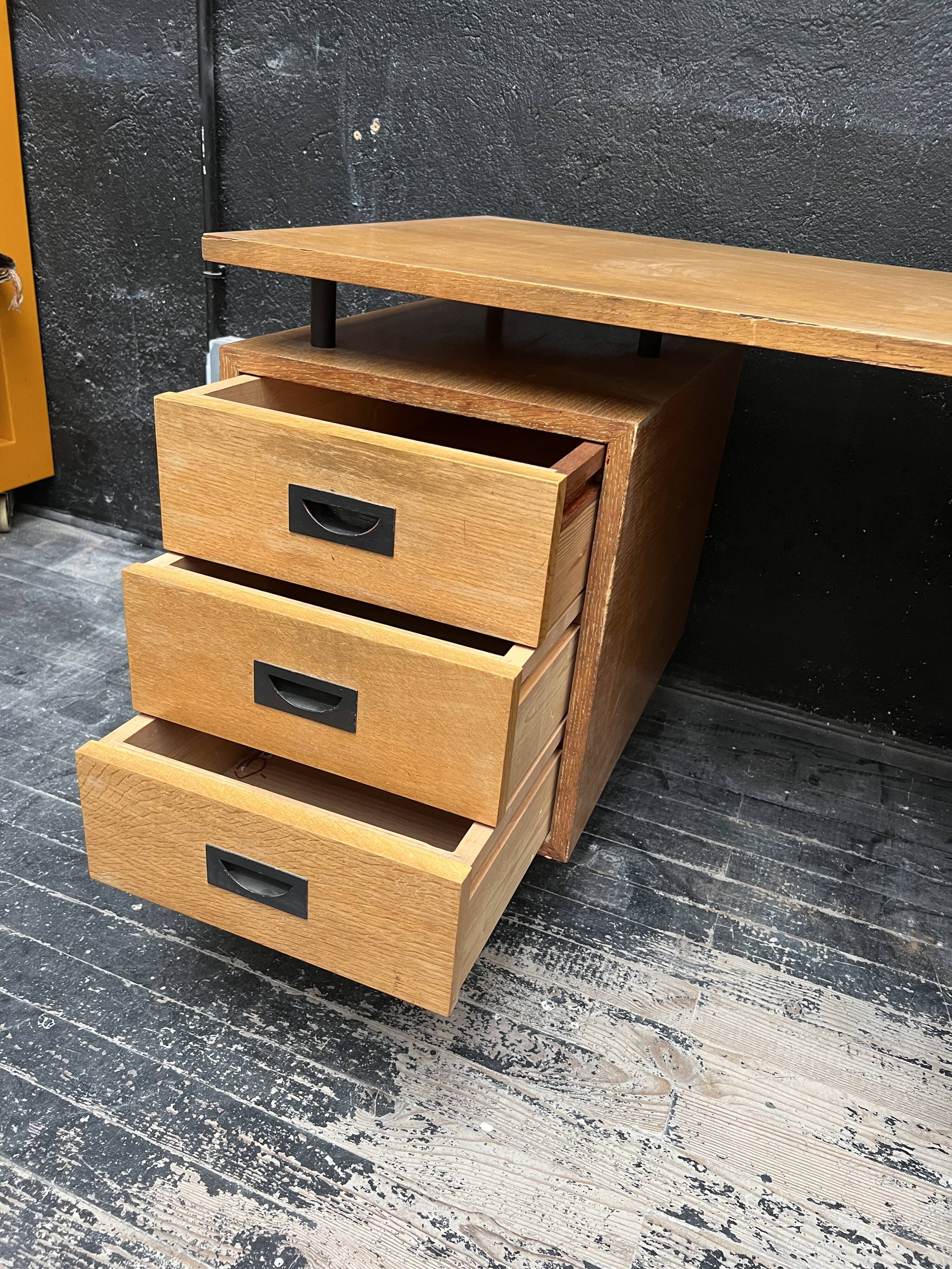 Design office 1950 .