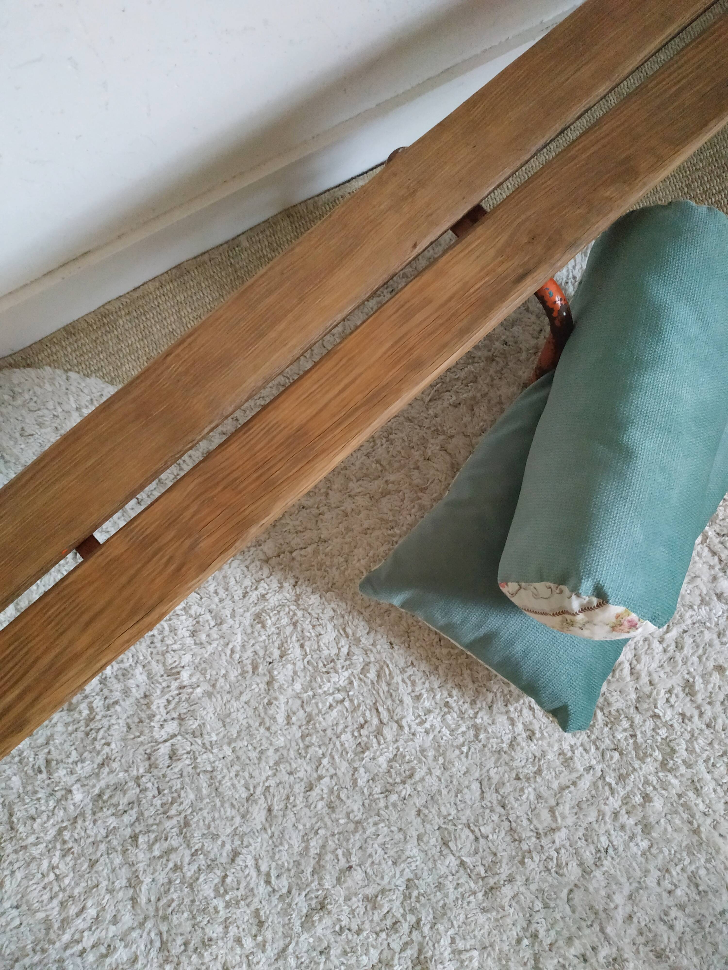 Banc ancien d'école maternelle métal et bois