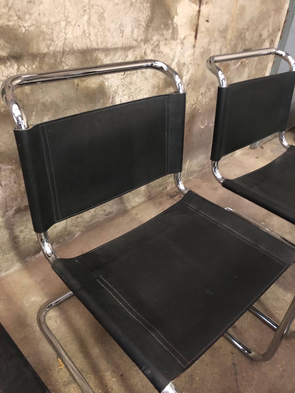 Ensemble de 7 Chaises S33 Mart Stam Circa 1980
