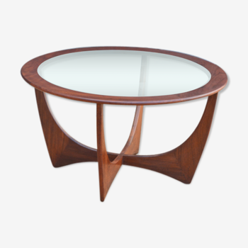 Table basse par Victor Wilkins