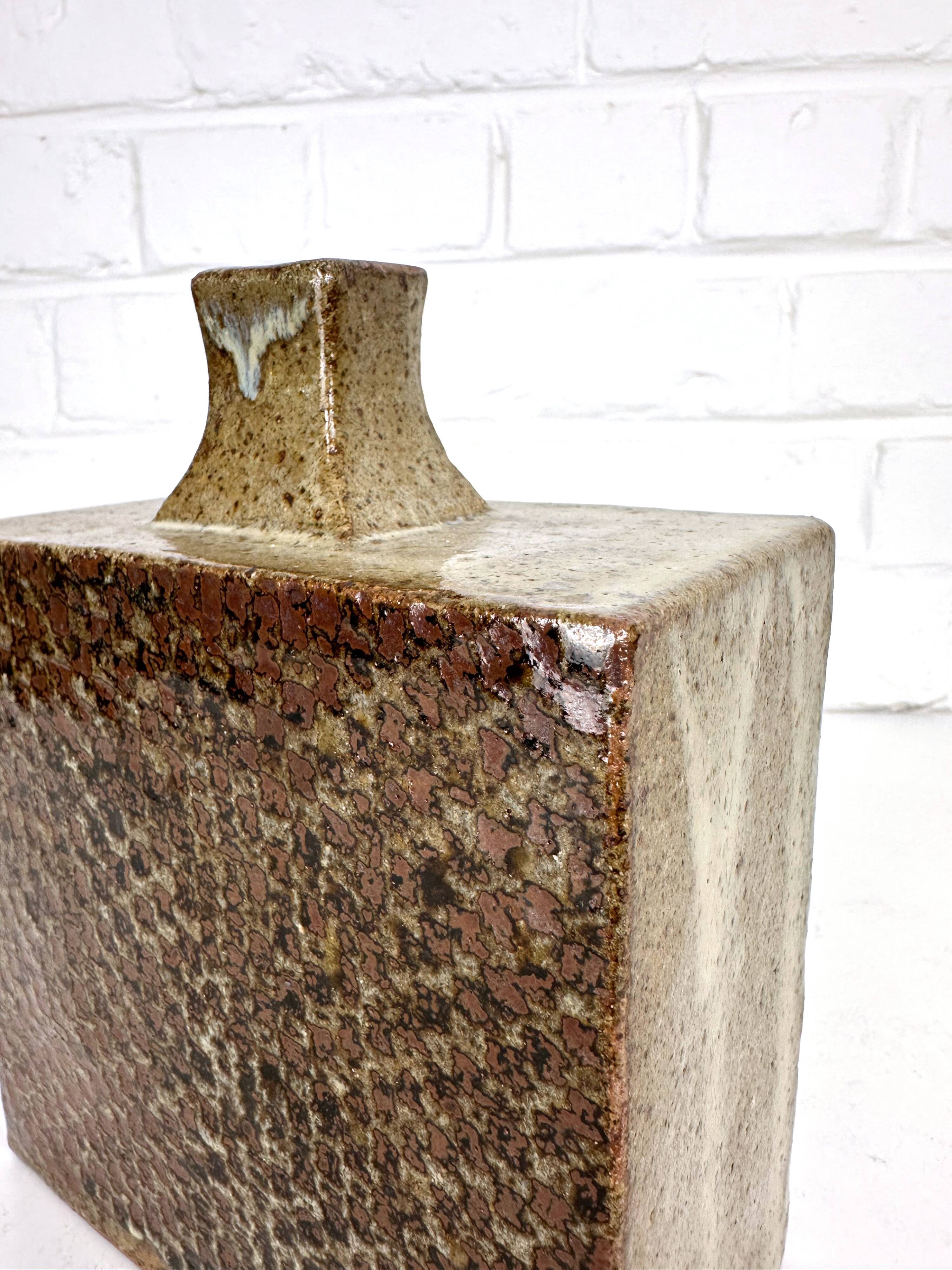 Sculptural stoneware vase in the style of Tatsuzo Shimaoka, Denmark, 1970.