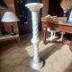 Marble effect column and its lamp