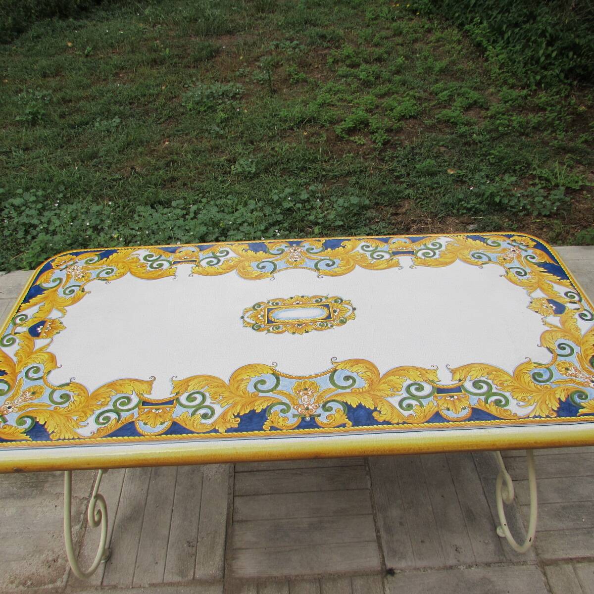 Modèle unique Table de Salle à manger plateau émaillé