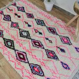 Handmade Moroccan Berber carpet 180 X 118 CM