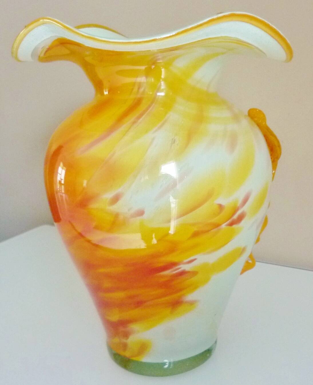 Large blown glass floral vase, orange, red, white, vintage 80s