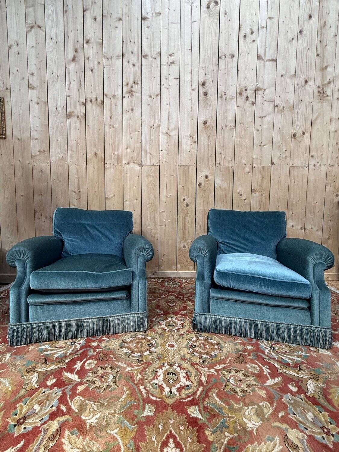 Pair of club armchairs – Napoleon III style – Blue-grey velvet – 19th century.