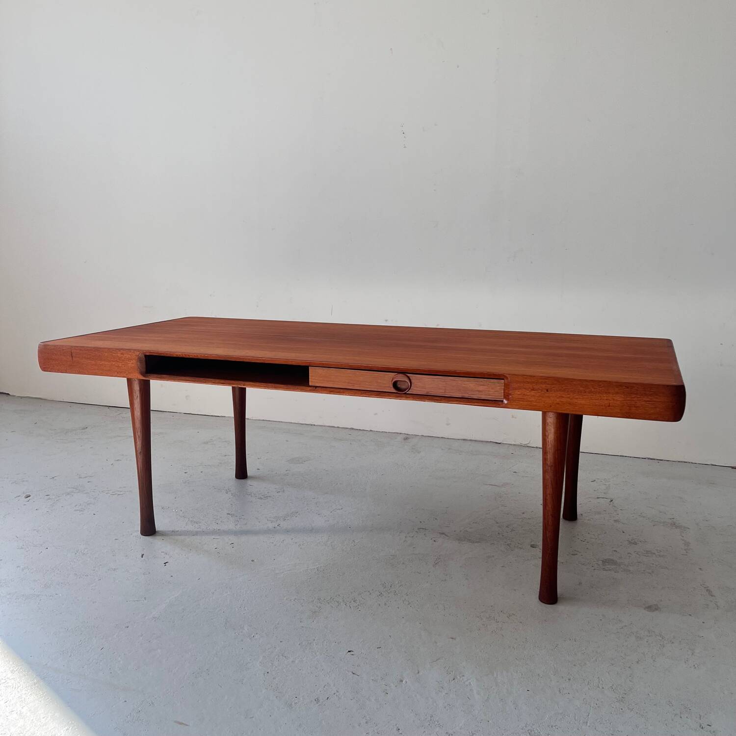 Table basse en teck par Karl Edvard Korseth, Norvège, années 1960