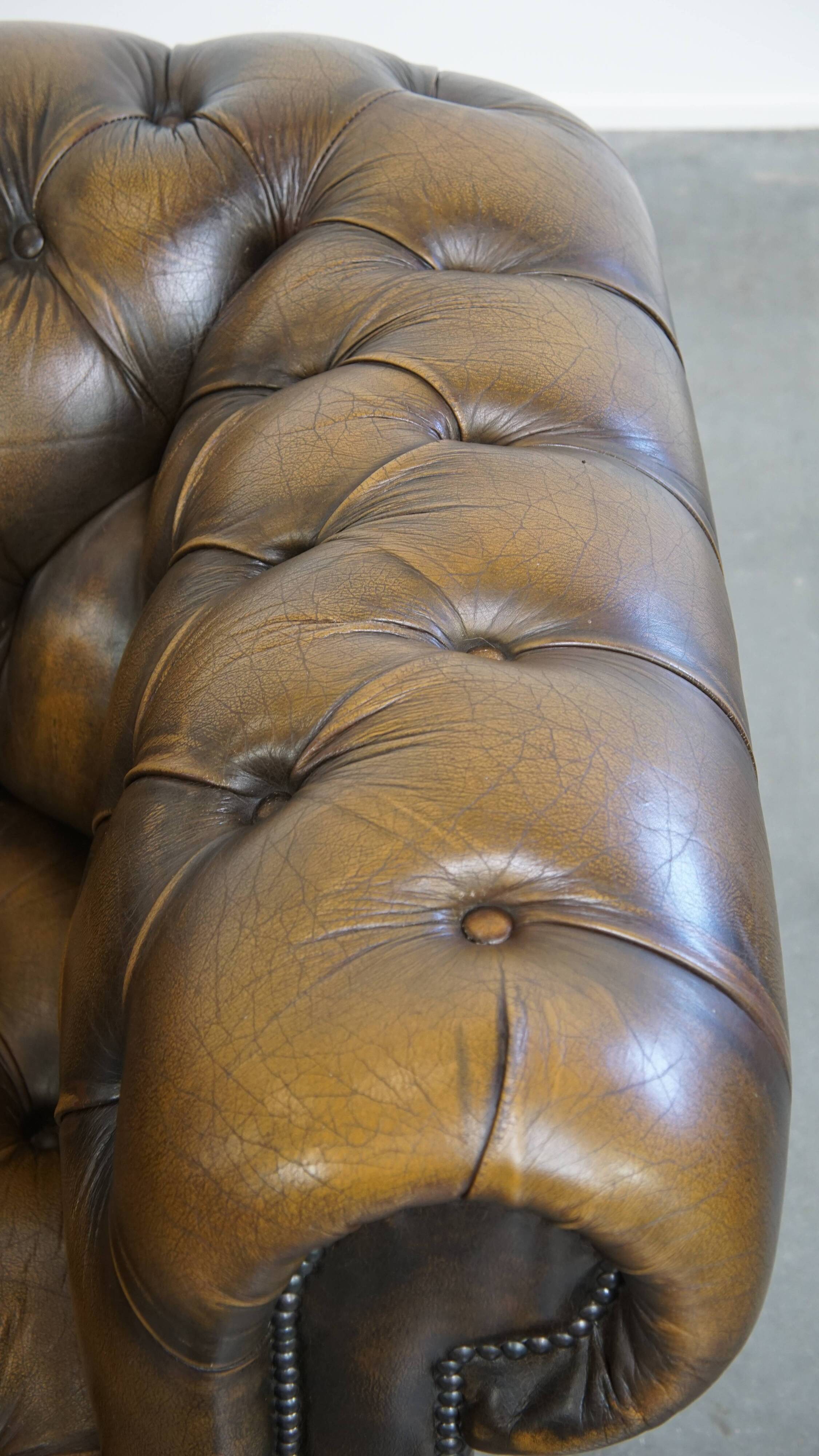 Fauteuil Chesterfield vintage en cuir de vache anglais
