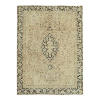 Hand-knotted persian antique 1970s 276 cm x 380 cm beige wool carpet