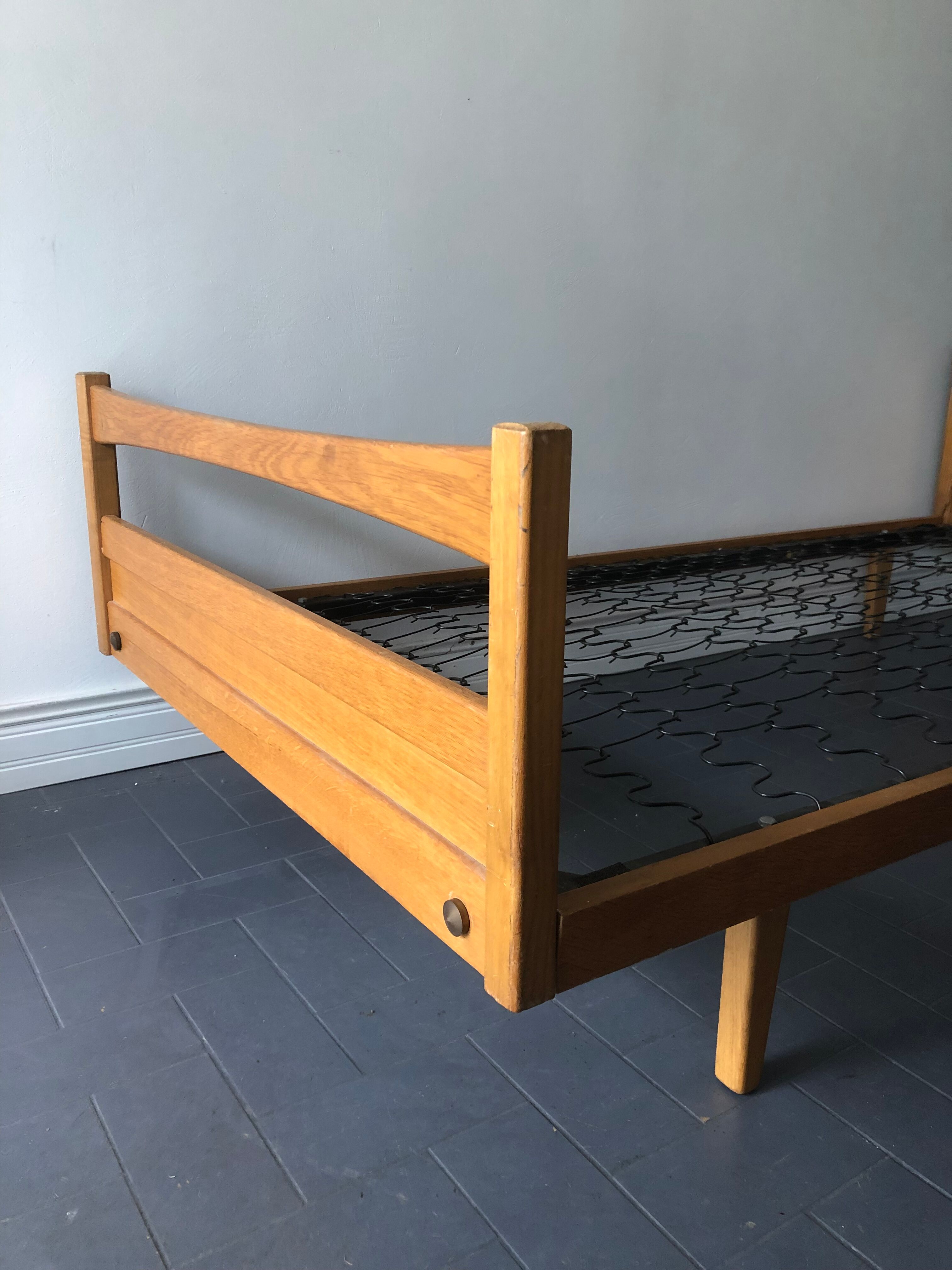 Feet compass vintage bed frame