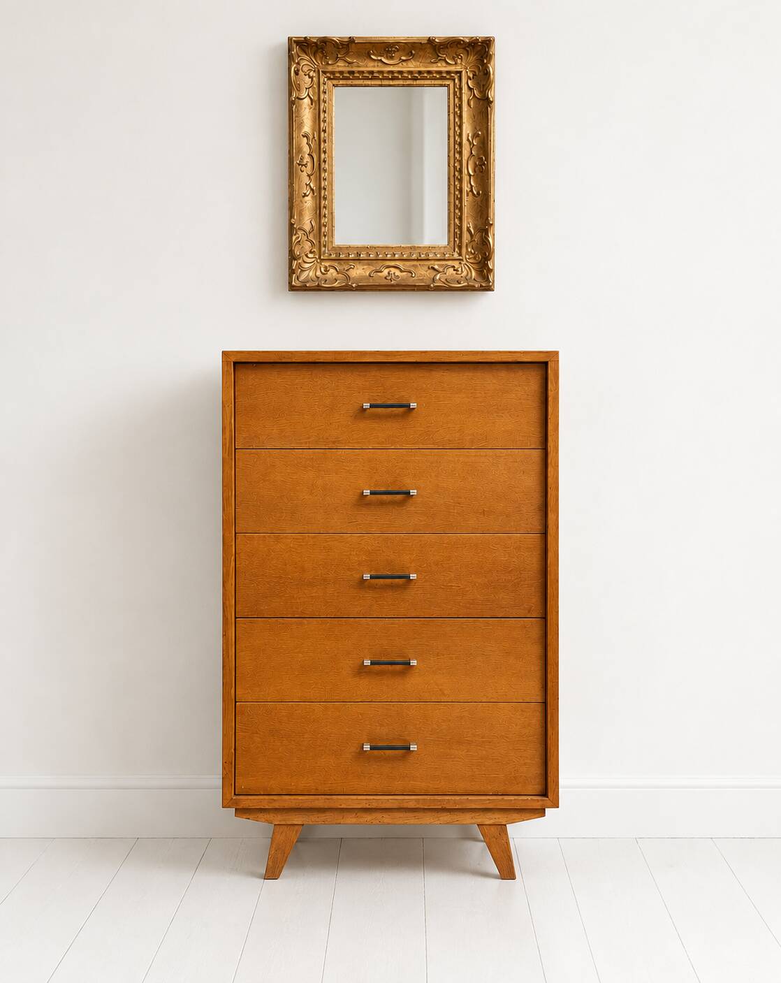 Commode, semainier, chiffonnier vintage de style scandinave