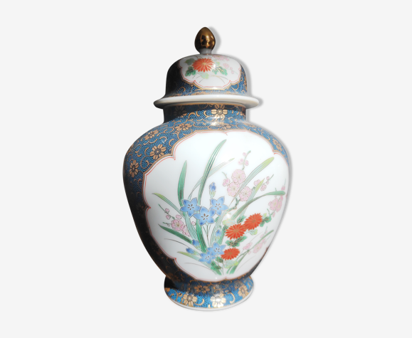 Vase ou urne japonaise