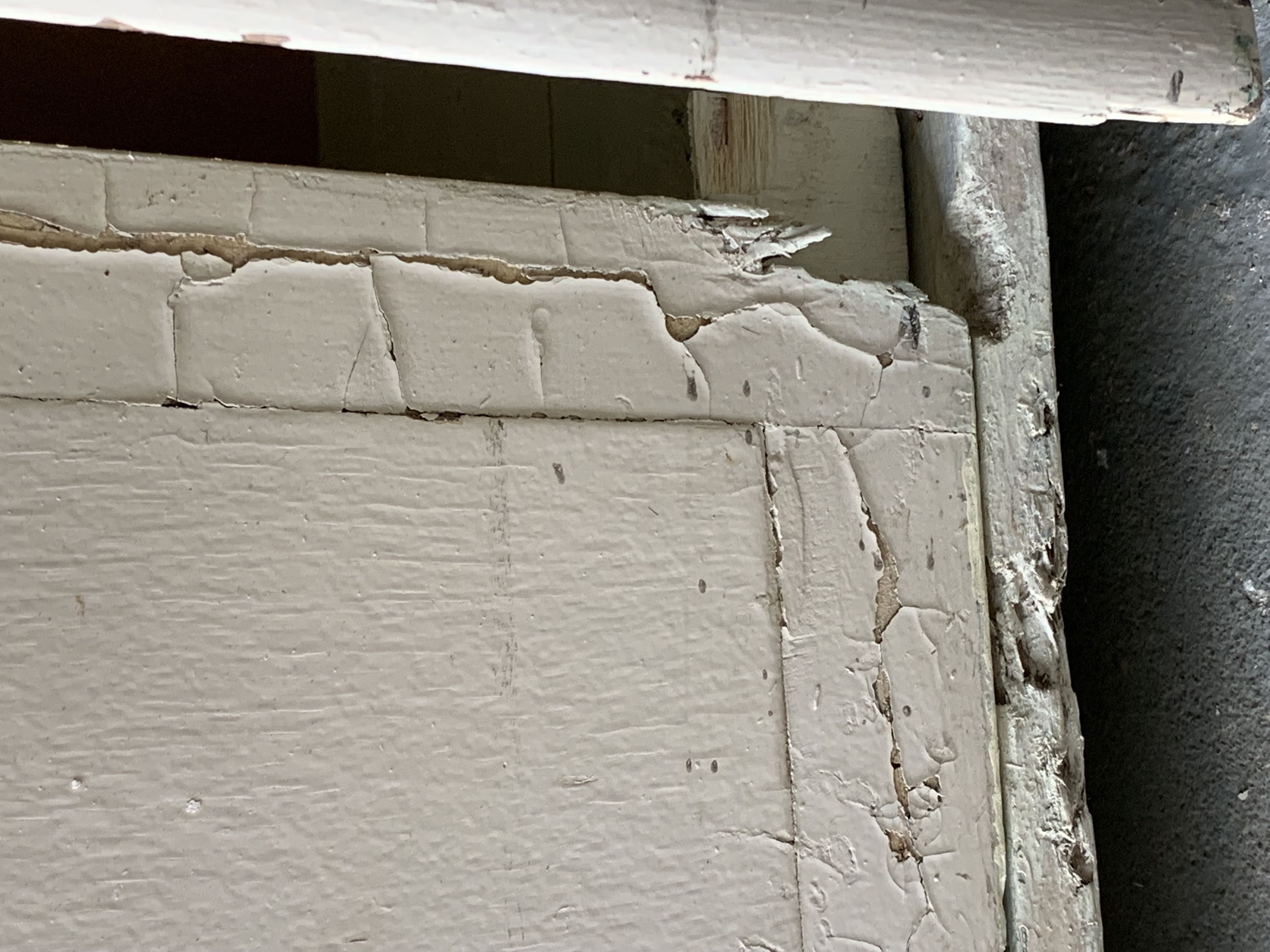 Buffet with elephant feet